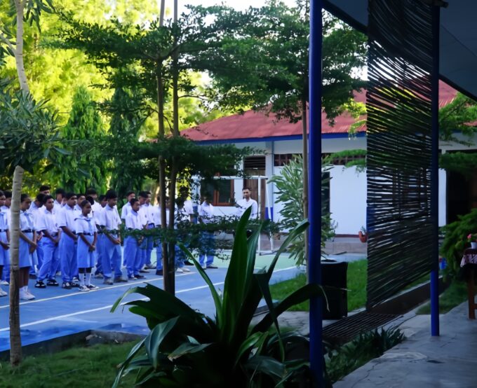 SMK Gonzaga Mbay Sambut Bulan Oktober dengan Kegiatan Rohani dan Literasi